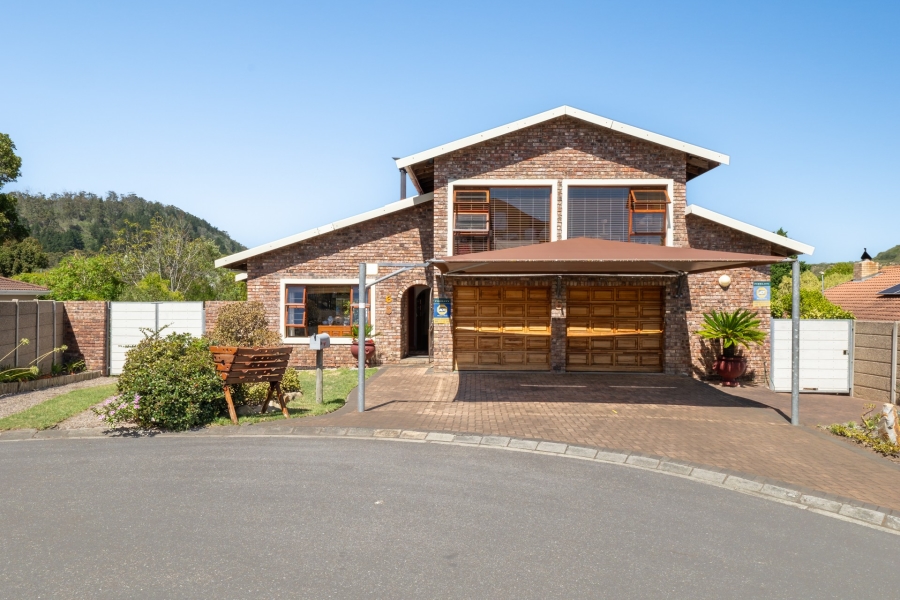 4 Bedroom Property for Sale in Groenvallei Western Cape